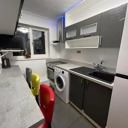 Newly Refurbished Modern 2 Bedroom Flat Trimley Heath Exterior photo